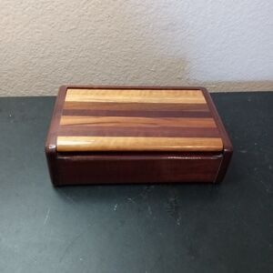 EXQUISITE Handmade 4"x7" Marquetry Keepsake Box